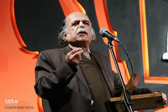 دکترمیرجلال‌الدین کَزّازی استاد دانشگاه