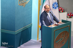 محمد شریعتمداری وزیر صنعت معدن و تجارت