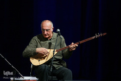 اجرای اسماعیل حکی نوازنده ترک در چهارمین شب جشنواره موسیقی فجر