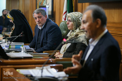 تحویل سند تحول مدیریت شهری شهردار تهران به شورای شهر