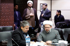 حمید صابر فرزام، رئیس سازمان قرآن دانشگاهیان کشور و حجت الاسلام افتخاریان مسول دارالقرآن نهادنمایندگی مقام معظم رهبری در دانشگاه ها