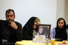  دیدار با خانواده شهدای پلاسکو