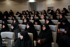 اولین همایش پیام آوران عاشورا ویژه خواهران شهدا