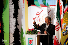 هفدهمین دوره کتاب دفاع مقدس