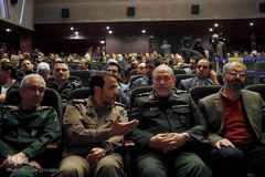 هفدهمین دوره کتاب دفاع مقدس