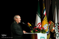 هفدهمین دوره کتاب دفاع مقدس