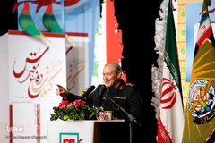 هفدهمین دوره کتاب دفاع مقدس