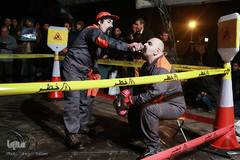 نگاهی به اجراهای خیابانی تاتر فجر "بوکس از مشهد"