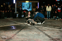 نگاهی به اجراهای خیابانی تاتر فجر