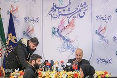 مسعود نجفی در نشست خبری سی و ششمین جشنواره فیلم فجر