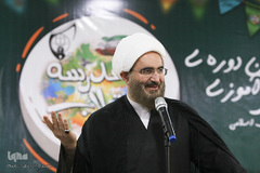 حجت‌الاسلام والمسلمین حاج علی اکبری، نماینده ولی فقیه در اتحادیه انجمن‌های اسلامی دانش‌آموزان