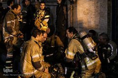 شب دوم اطفای حریق ساختمان برق حرارتی وزارت نیرو