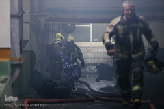 شب دوم اطفای حریق ساختمان برق حرارتی وزارت نیرو