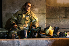 شب دوم اطفای حریق ساختمان برق حرارتی وزارت نیرو