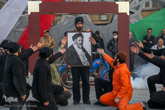 نمایش خیابانی راه ناتمام به مناسب ایام الله دهه فجر