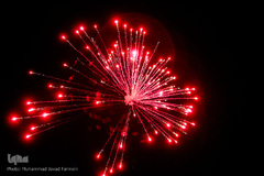 نورافشانی و بانگ تکبیر (الله اکبر) در شب پیروزی انقلاب اسلامی