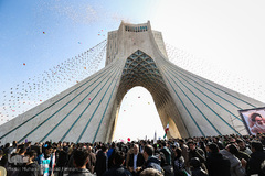 راهپیمایی ۲۲ بهمن "خیابان آزادی"