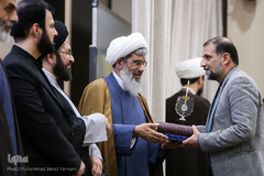 نشست بررسی دستاوردهای قرآنی انقلاب اسلامی 