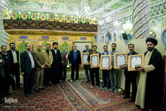 تجلیل از فعالان برگزیده دوشنبه های قرآنی