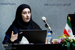 آزیتا افراشی، دانشيار زبانشناسي پژوهشگاه علوم انساني و مطالعات فرهنگي