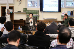 نشست بررسی مواجهه اهل بیت (ع) با جریان های مختلف شیعه 