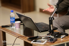 نشست بررسی مواجهه اهل بیت (ع) با جریان های مختلف شیعه 