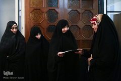 اعطای گواهی پایان دوره تربیت معلم روخوانی قرآن توسط استاد سیدمحسن موسوی بلده