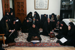 اعطای گواهی پایان دوره تربیت معلم روخوانی قرآن توسط استاد سیدمحسن موسوی بلده