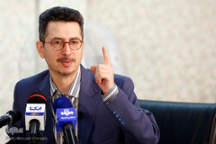 علیرضا فتحی پور  مدیر گروه علوم قرآنی رادیو قرآن