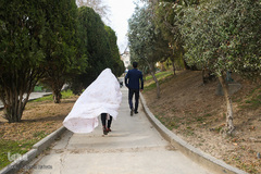 برگزاری مراسم ازدواج دانشجویی در جوار شهدای گمنام دانشگاه تهران
