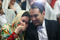 برگزاری مراسم ازدواج دانشجویی در جوار شهدای گمنام دانشگاه تهران
