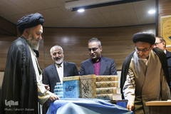 مراسم رونمایی از کتاب‌های «شرح و تفسیر نهج‌البلاغه» و «حکمت علوی» اثر اسماعیل منصوری لاریجانی
