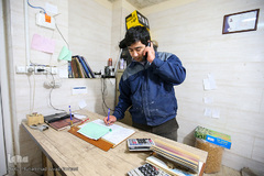 بازار گرم آجیل پزها در آستانه عید نوروز 