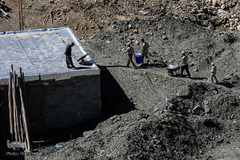 جهاد ادامه دارد..... (گروه جهادی شهید حسن شاطری)