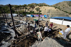 جهاد ادامه دارد..... (گروه جهادی شهید حسن شاطری)