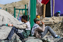 جهاد ادامه دارد..... (گروه جهادی شهید حسن شاطری)