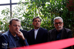 عباس ملکی و عباس آخوندی در مراسم تشییع پیکر داریوش شایگان
