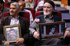 چهارمین جشن تولد پدران و مادران شهدا