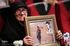 چهارمین جشن تولد پدران و مادران شهدا