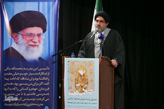 حاج آقاسیدحسینی مدیر دبیرستانهای  معارف اسلامی