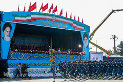 مراسم رژه روز ارتش 