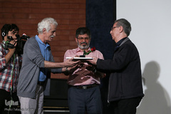 تقدیر از اسماعیل عباسی پژوهشگر، مترجم و نویسنده حوزه عکاسی