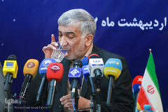 عبدالهادی فقهی زاده 