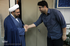 
بازدید حجت‌الاسلام والمسلمین حبیب رضا ارزانی، دبیر ستاد عالی کانونهای فرهنگی و هنری مساجد کشور از تحریریه ایکنا