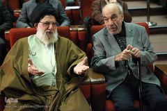 رضا داوری اردکانی، رئیس فرهنگستان علوم جمهوری اسلامی ایران و آیت‌الله سید محمد خامنه‌ای، رئیس بنیاد حکمت اسلامی صدرا 