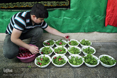 سفره افطاری هیئت حضرت ابوالفضل(ع) بلوار ابوذر تهران