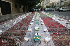 سفره افطاری هیئت حضرت ابوالفضل(ع) بلوار ابوذر تهران