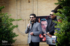 امیرحسین مدرس در تشییع پیکر سید مصطفی موسوی