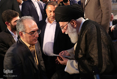 دیدار جمعی از شاعران و اهالی فرهنگ و ادب با رهبر انقلاب