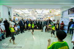 بازدید وزیر ورزش و جوانان از نمایشگاه قرآن